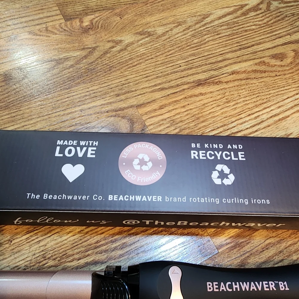 Beachwaver B1 Rotating Curling Iron in Midnight Rose
